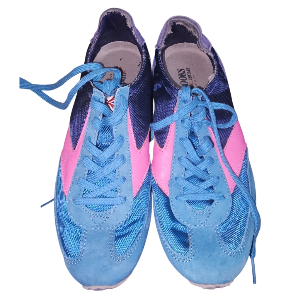 💖💰⏭️Brooks Women's Vibrant Blue and Pink Sneakers